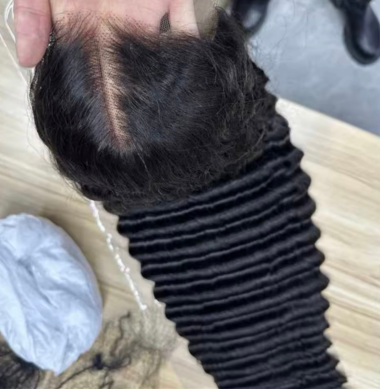 Black Deep Wave